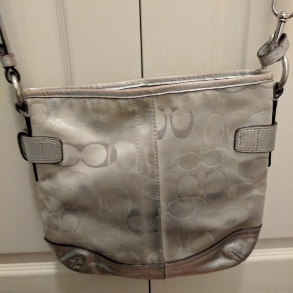 Large Coach Satchel - Picture 2 of 4